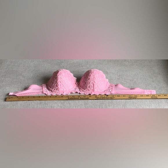 34C Pink Lace Bralette. Can be used as a Summer top as well as a bra. Tags Lost - Picture 9 of 12